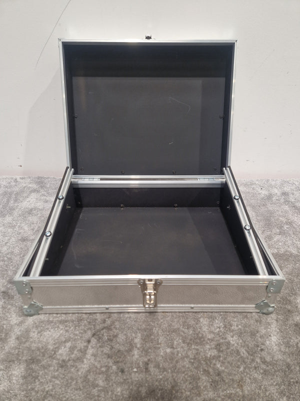 Wilkes Flight case - 48cm x 38cm x 12cm Durable, Portable - Very Good