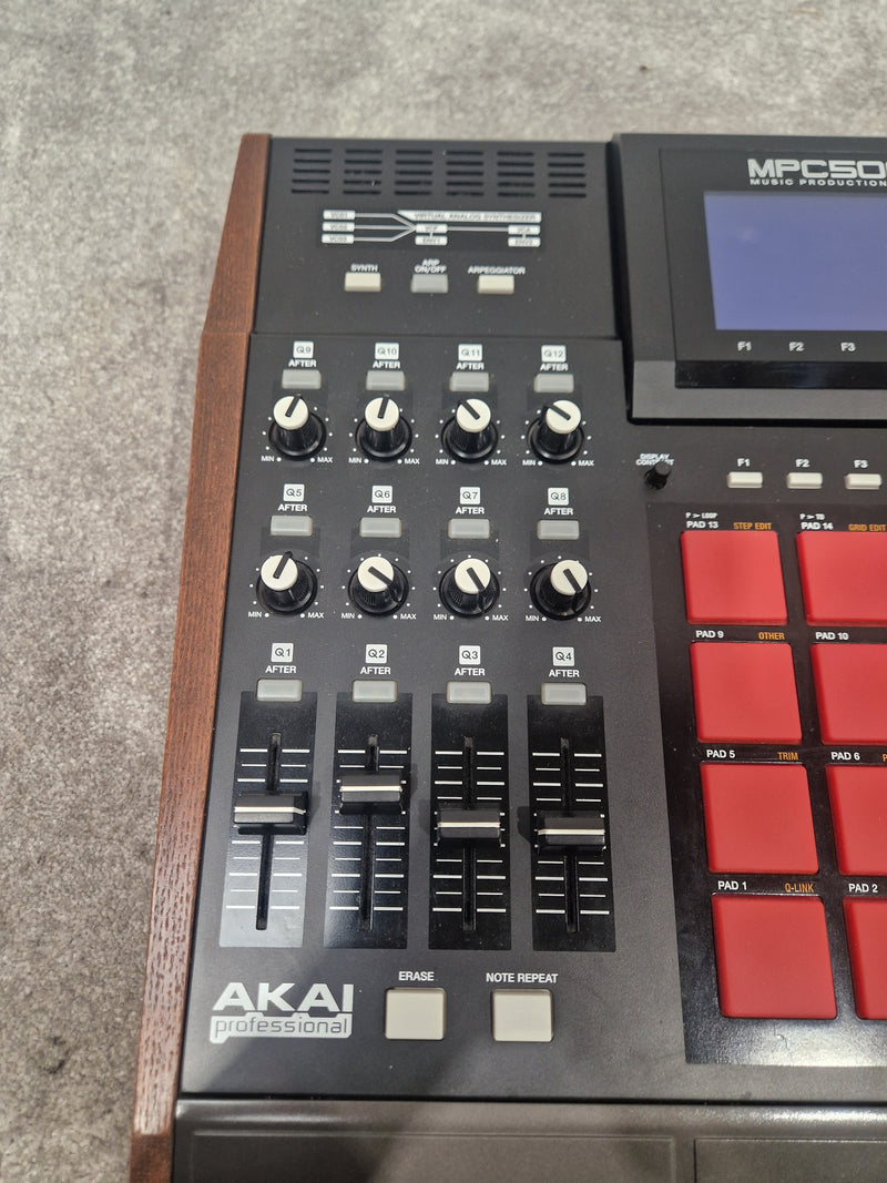 Akai Mpc 5000 - Music Production Center, 64-Track MIDI Sequencer - Excellent w/ Original Box & Power Supply - image 5