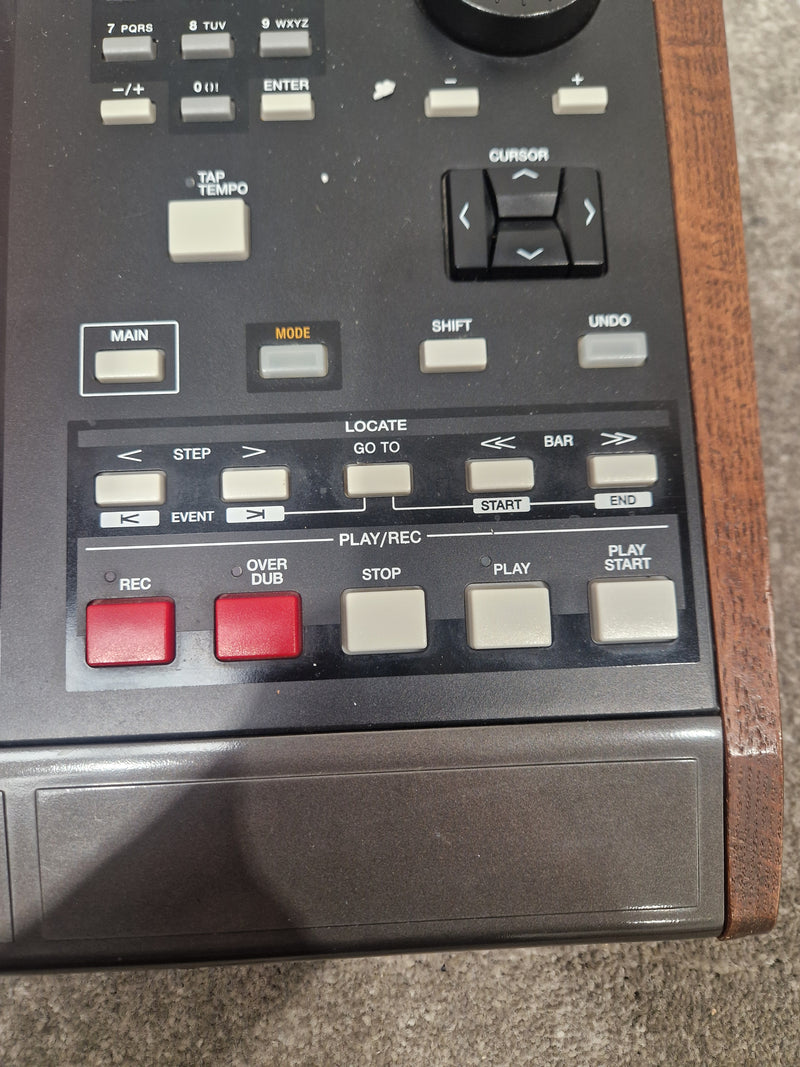 Akai Mpc 5000 - Music Production Center, 64-Track MIDI Sequencer - Excellent w/ Original Box & Power Supply - image 7