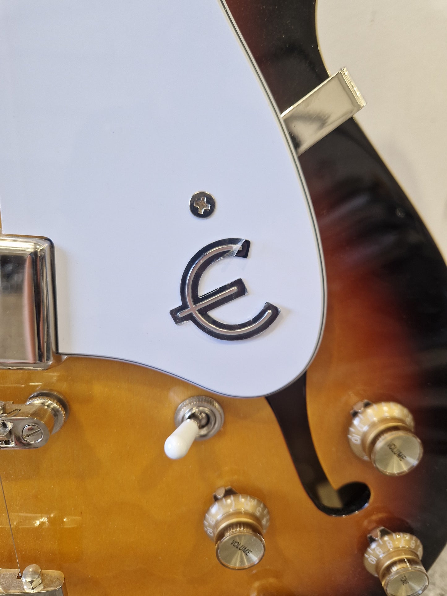 Epiphone Casino Reissue - Semi-Hollow Electric Guitar, Vintage Sunburst - Excellent w/ Original Box & Stickers