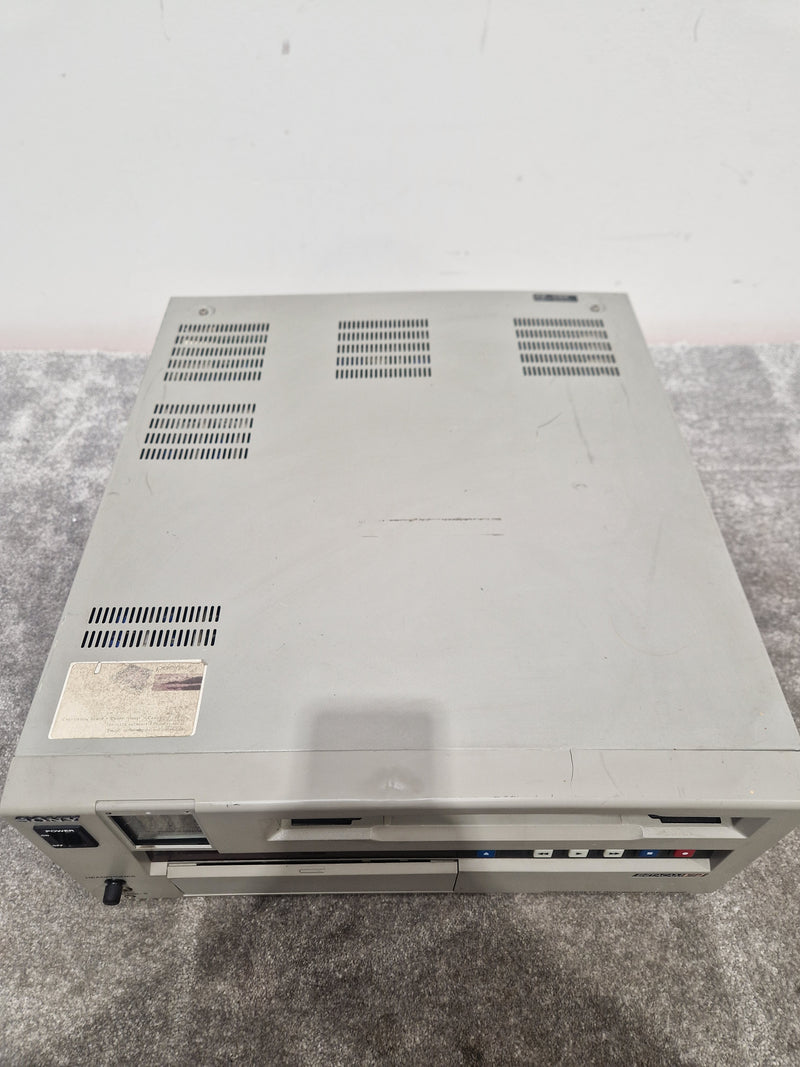 Sony Uvw-1800p U-Matic Videocassette Recorder - Professional Grade, Hi-Fi Audio - Spares or Repair w/ Manuals - image 6