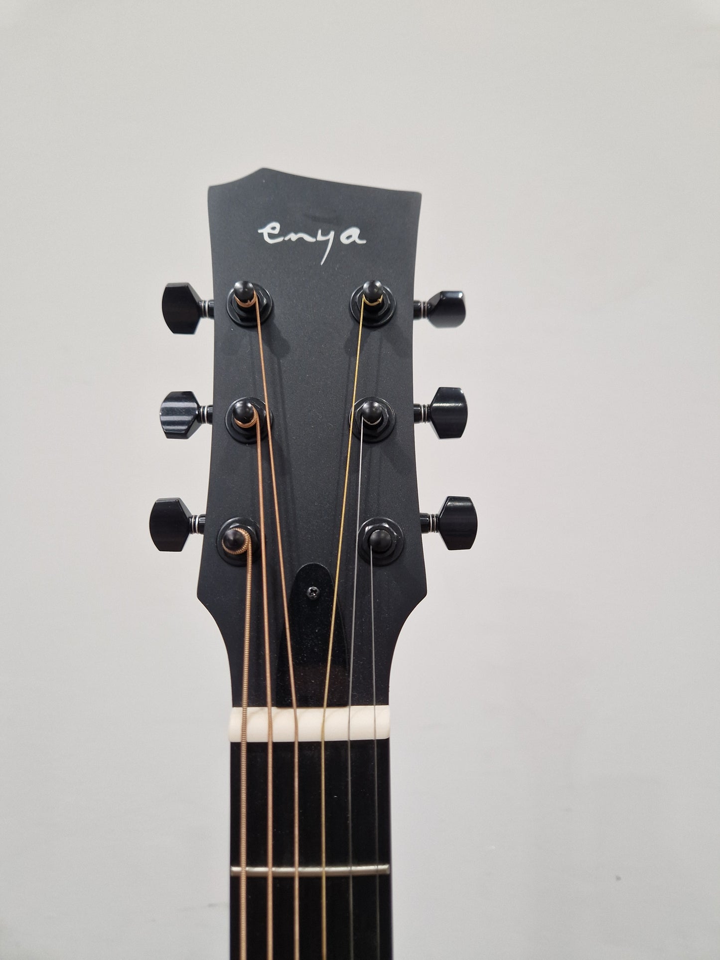 Enya Ega-x1-pro Acoustic Guitar - Carbon Fiber Construction, Fishman Preamp - Excellent w/ Soft Case