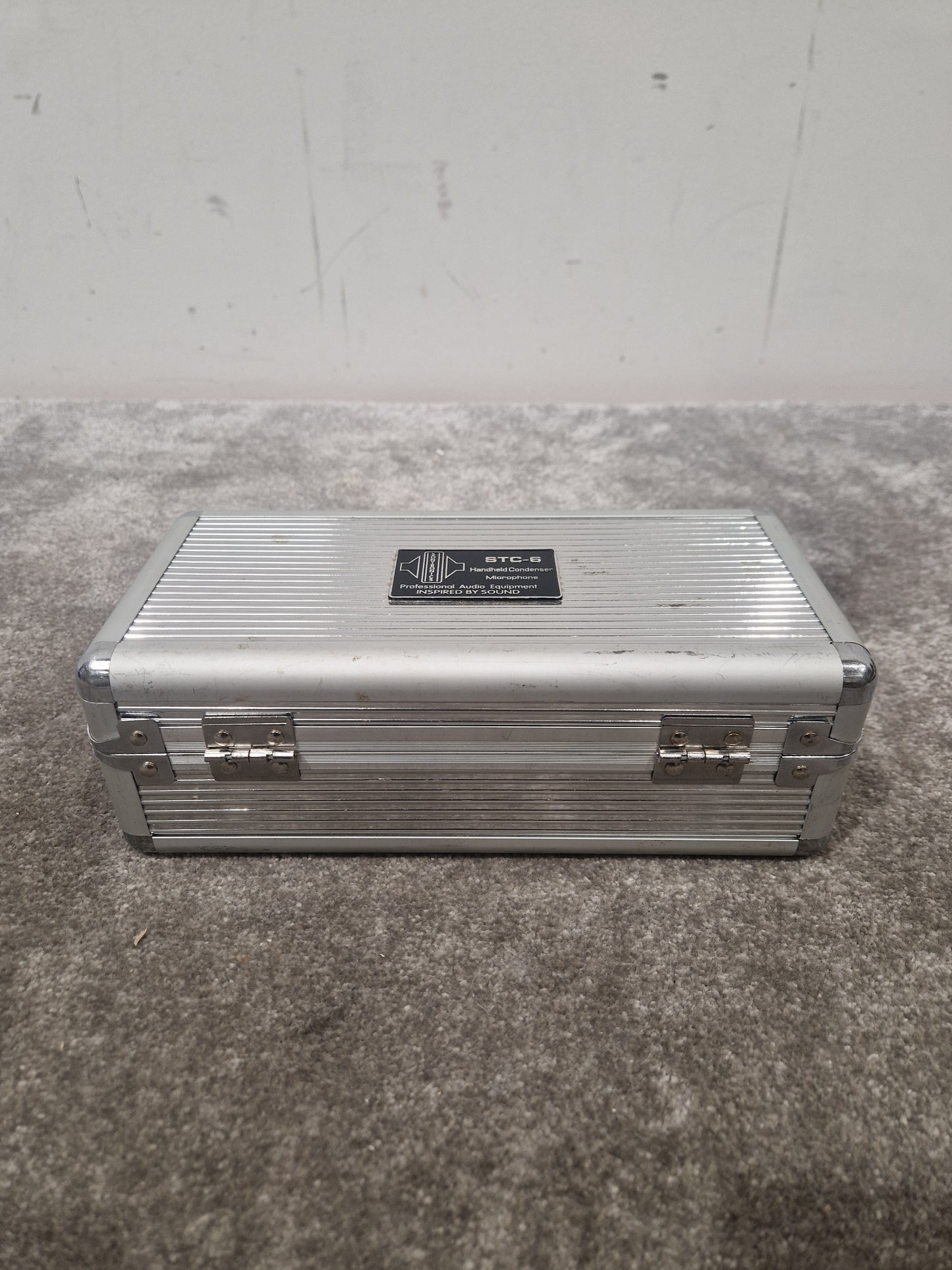 Sontronics STC-6 Condenser Microphone - Cardioid Pattern, Gold Sputtered Diaphragm - Excellent w/ Hard Case & Mic holder