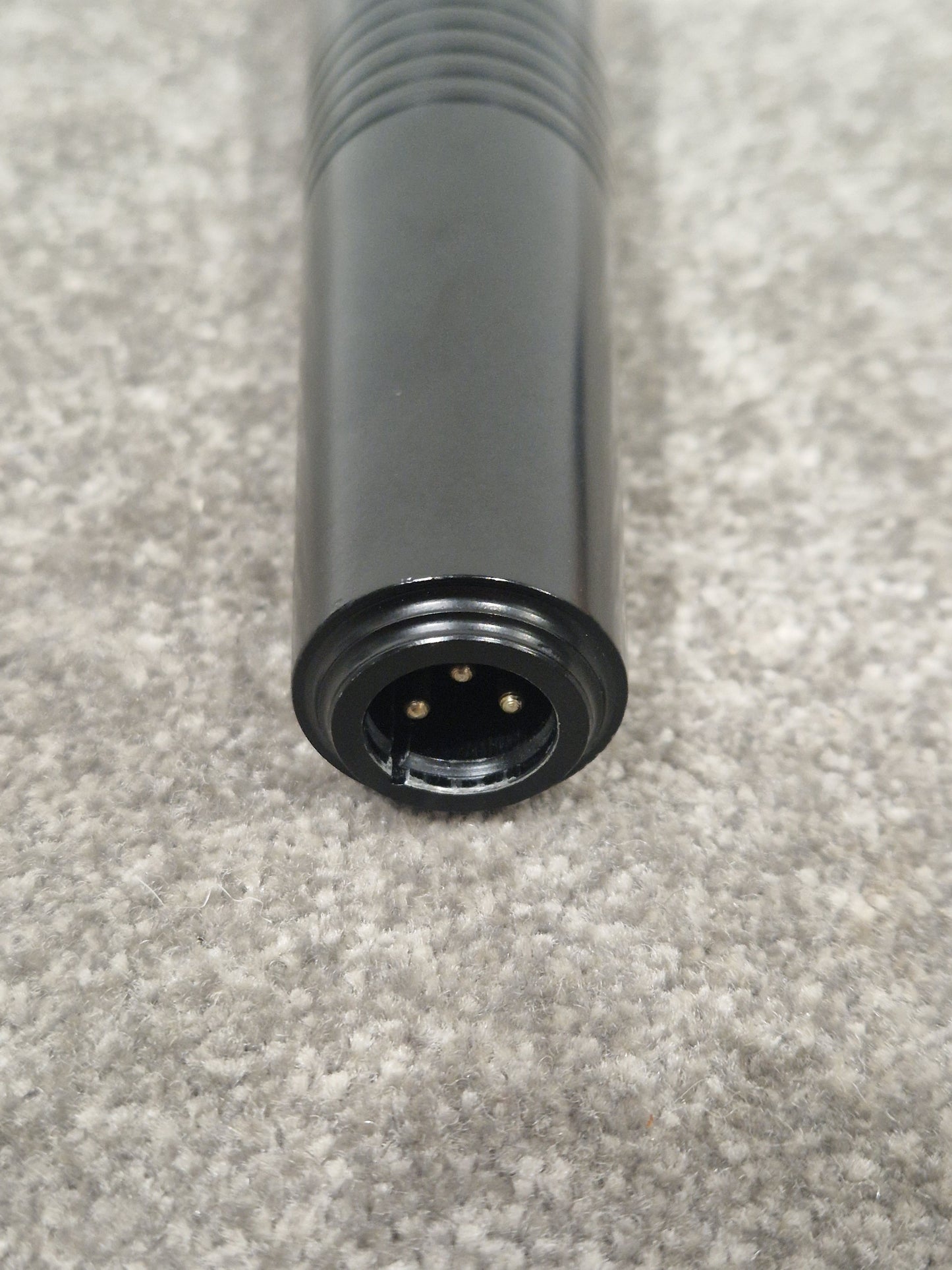 Sontronics STC-6 Condenser Microphone - Cardioid Pattern, Gold Sputtered Diaphragm - Excellent w/ Hard Case & Mic holder