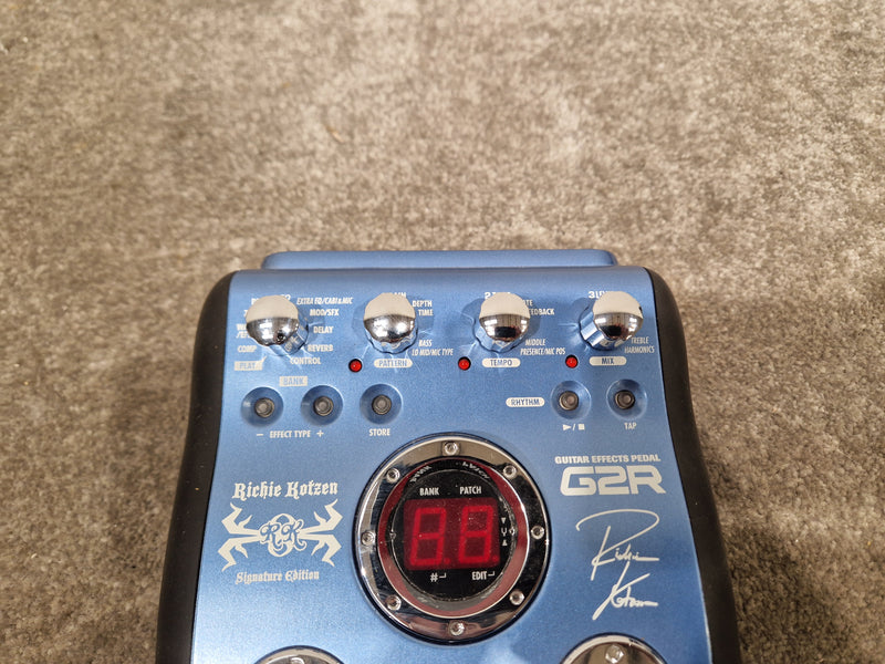 Zoom G2R Richie Kotzen Signature Edition Effects Pedal - Signature Model, Multi-Effects - Excellent w/ Original Box & Power Supply & Manuals - image 11