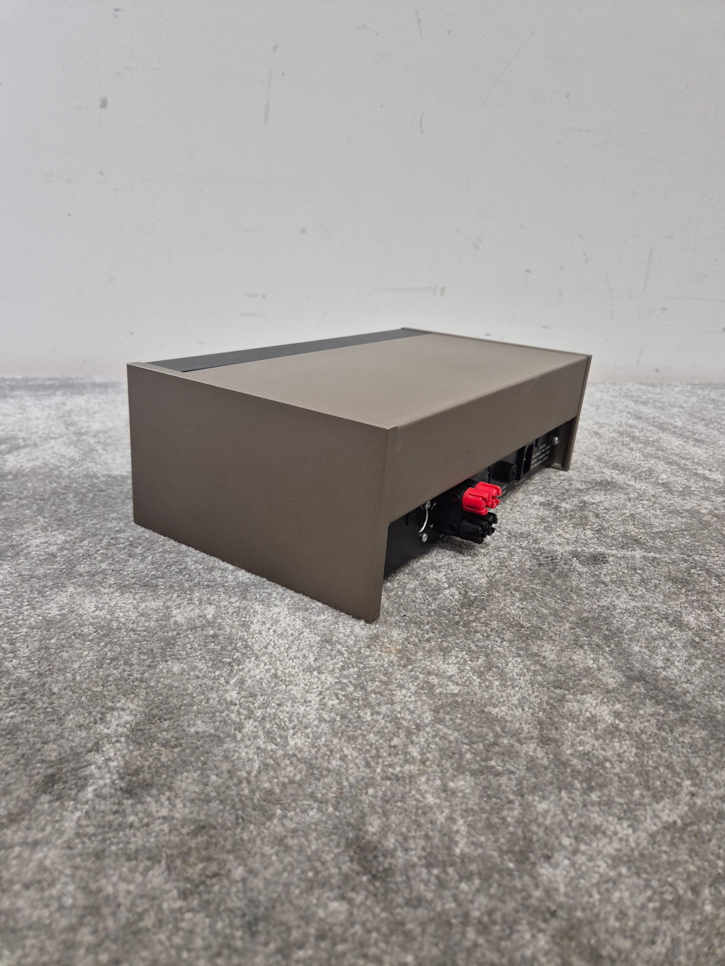 Quad 405-2 Amplifier - 150W Power, Class-A Design - Excellent w/ Power Supply