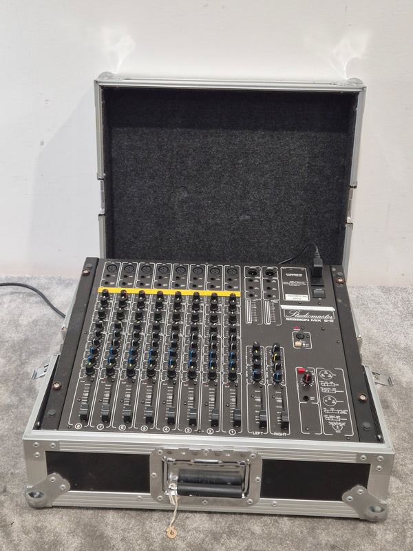 Studiomaster Session Mix 8-2 Mixer Audio Mixer - 8 Channels, Compact Design - Very Good w/ Power Supply & RoadReady Flight Case
