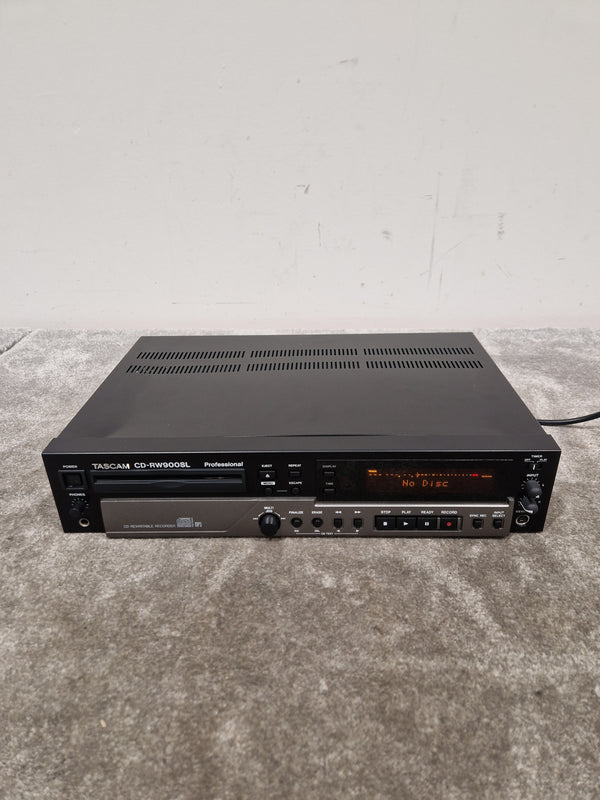 Tascam CD-RW900SL – Professional CD Recorder – Very Good w/ Power Supply & Remote