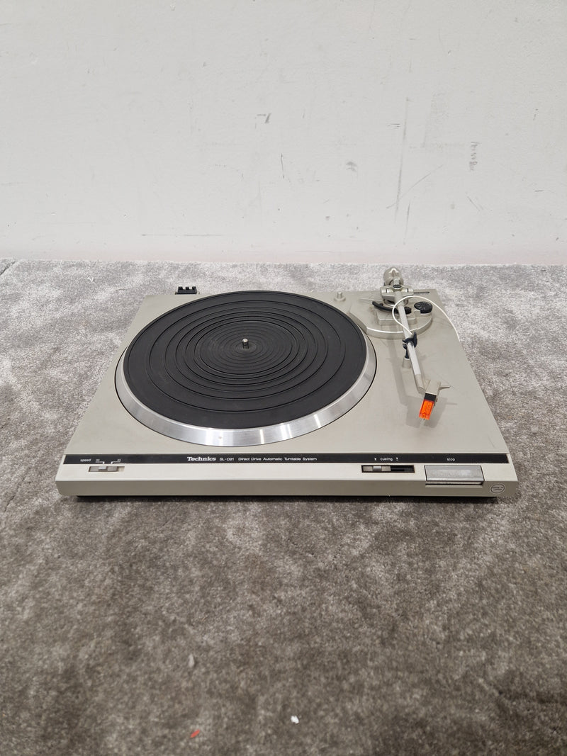Technics SL-D21 - Vintage Direct Drive Turntable - Very Good w/ New Stylus Installed - image 1