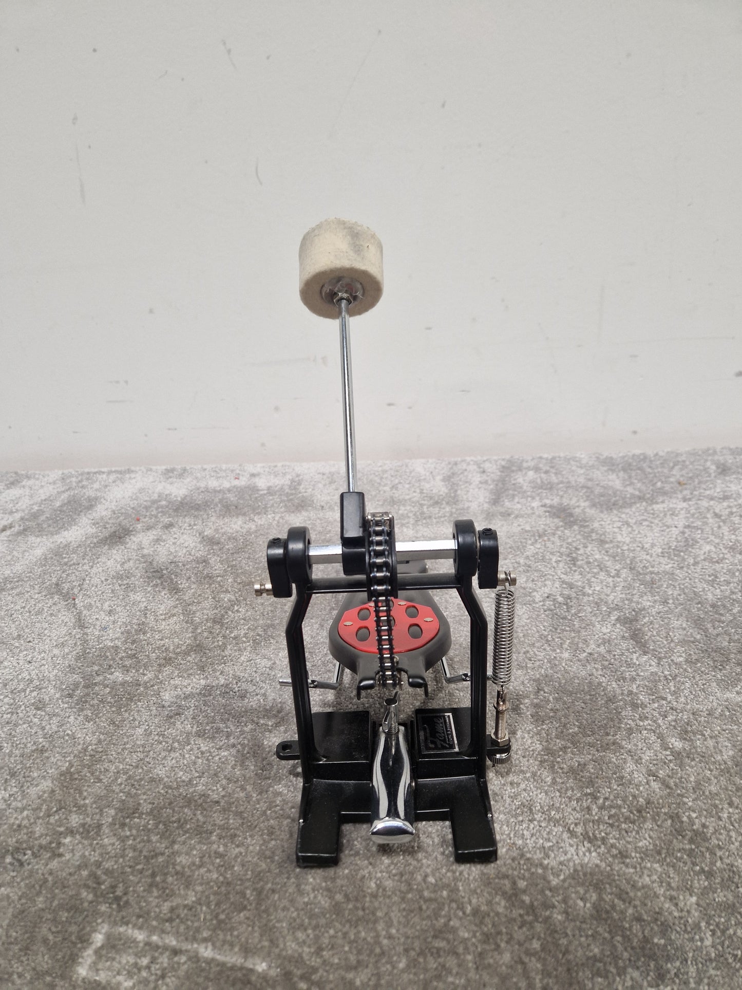 Fame Kick Drum Pedal - Smooth Action Design - Excellent