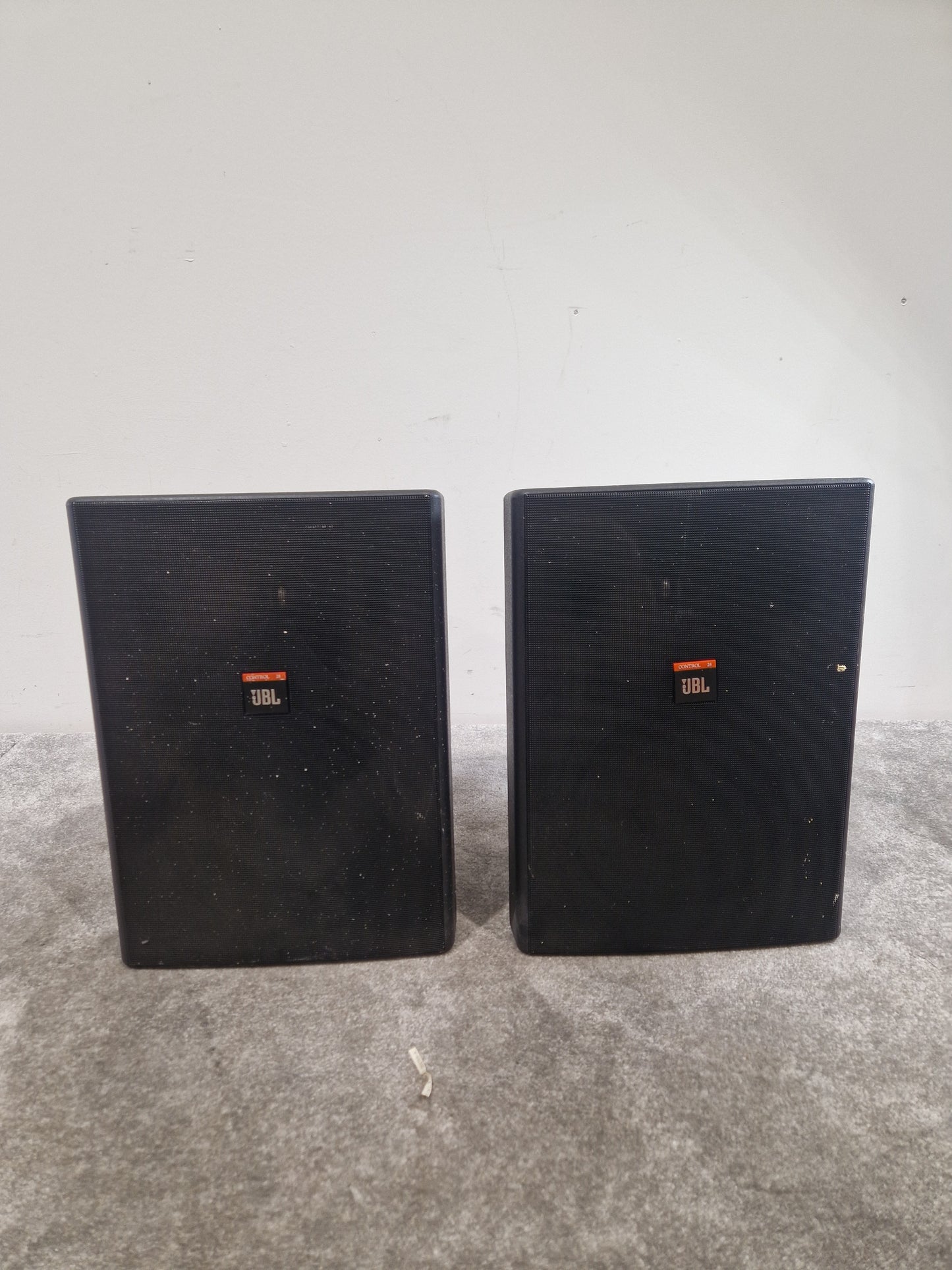 JBL Control 28 Pair - Indoor/Outdoor Speakers - Good
