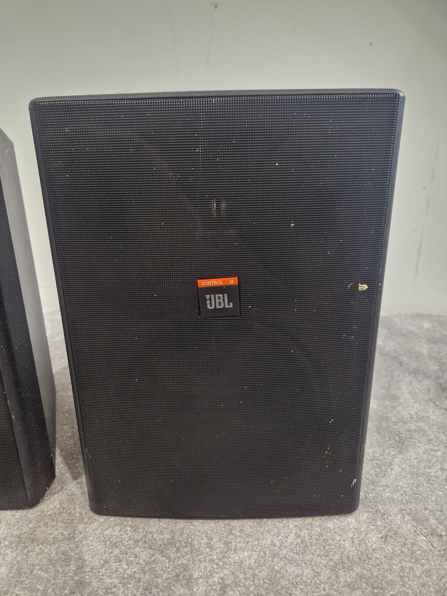 JBL Control 28 Pair - Indoor/Outdoor Speakers - Good