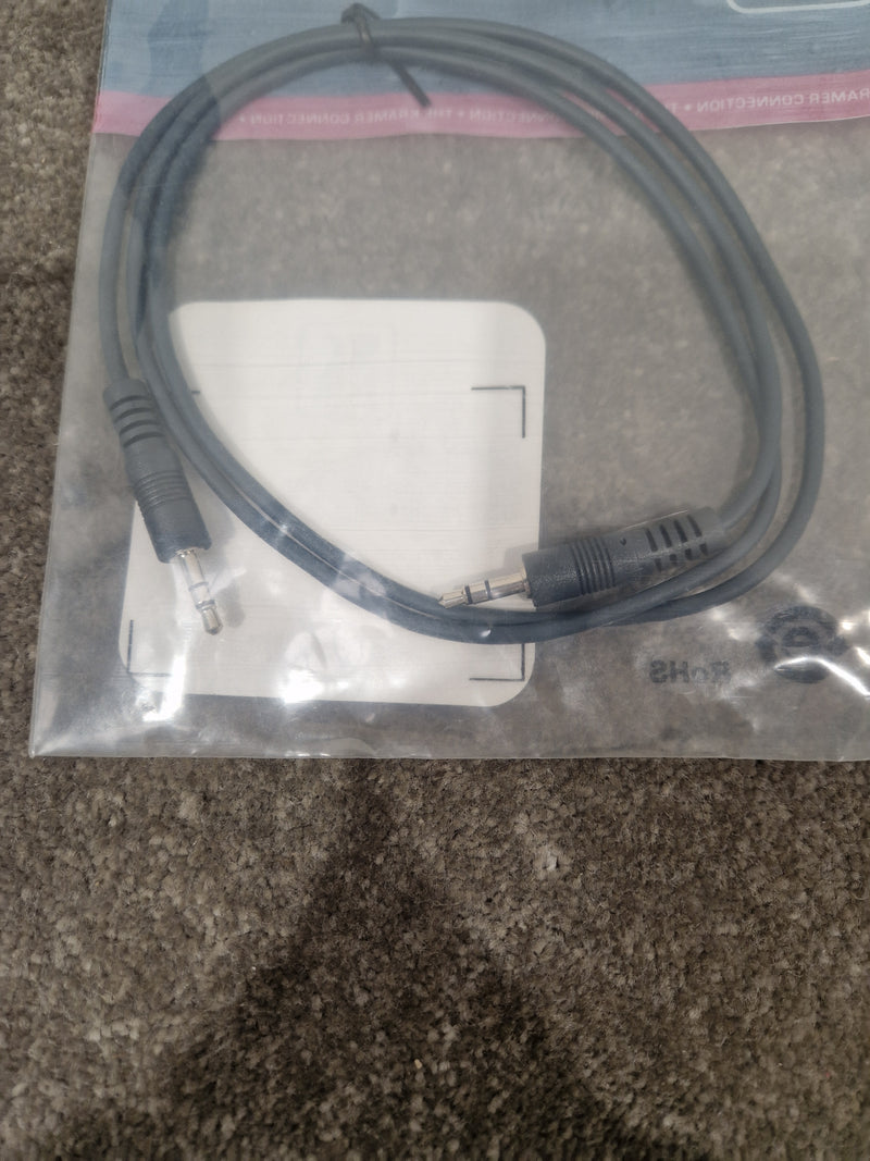Kramer 3.5mm TO 3.5mm Cable 3FT - Premium Audio Connection - Excellent w/ Original packaging - image 7