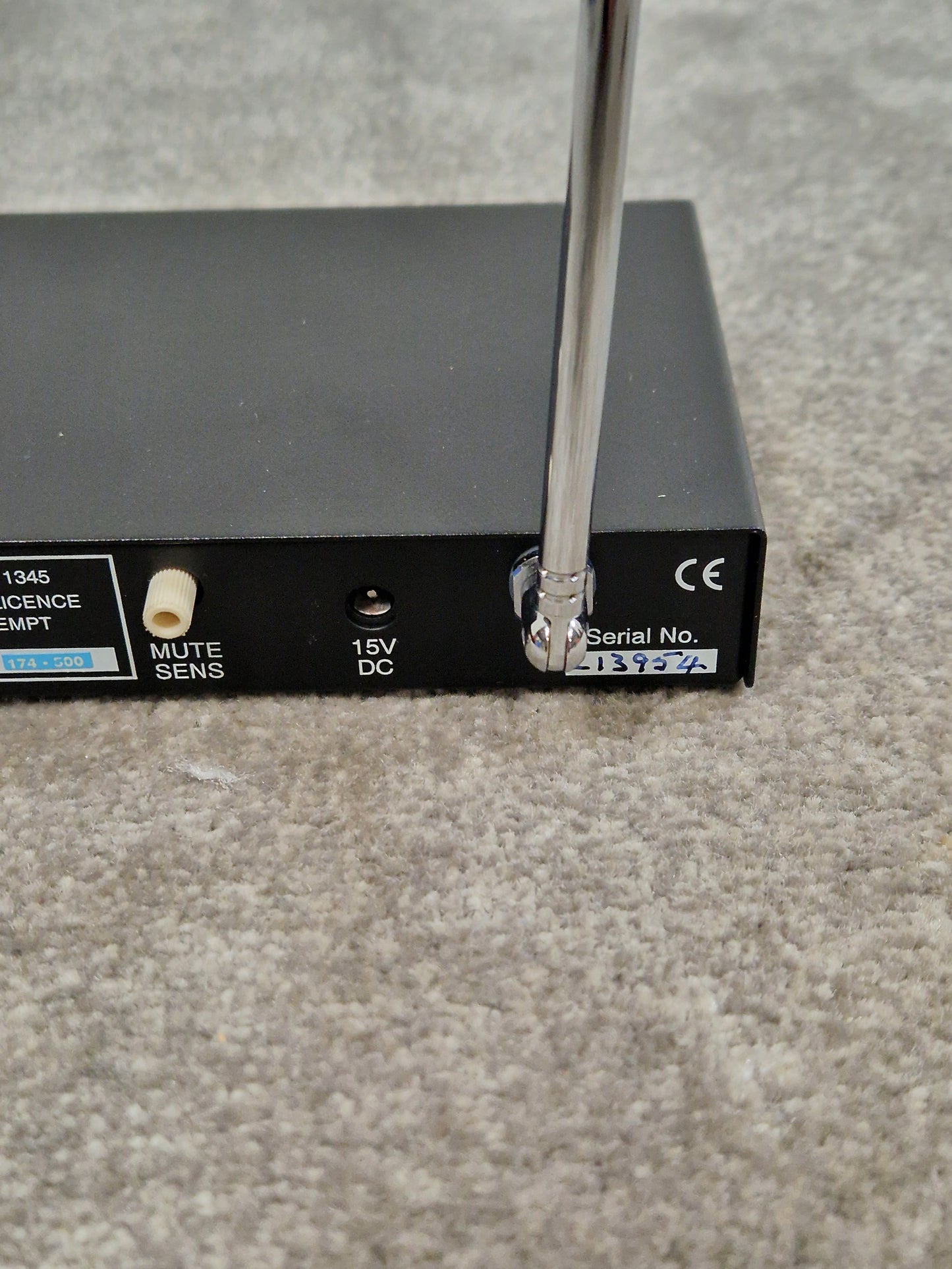 Trantec S1000 With Trantec RTO 3408 Transmitter - Wireless System - Excellent w/ Power Supply & Hard Case & Mic for transmitter