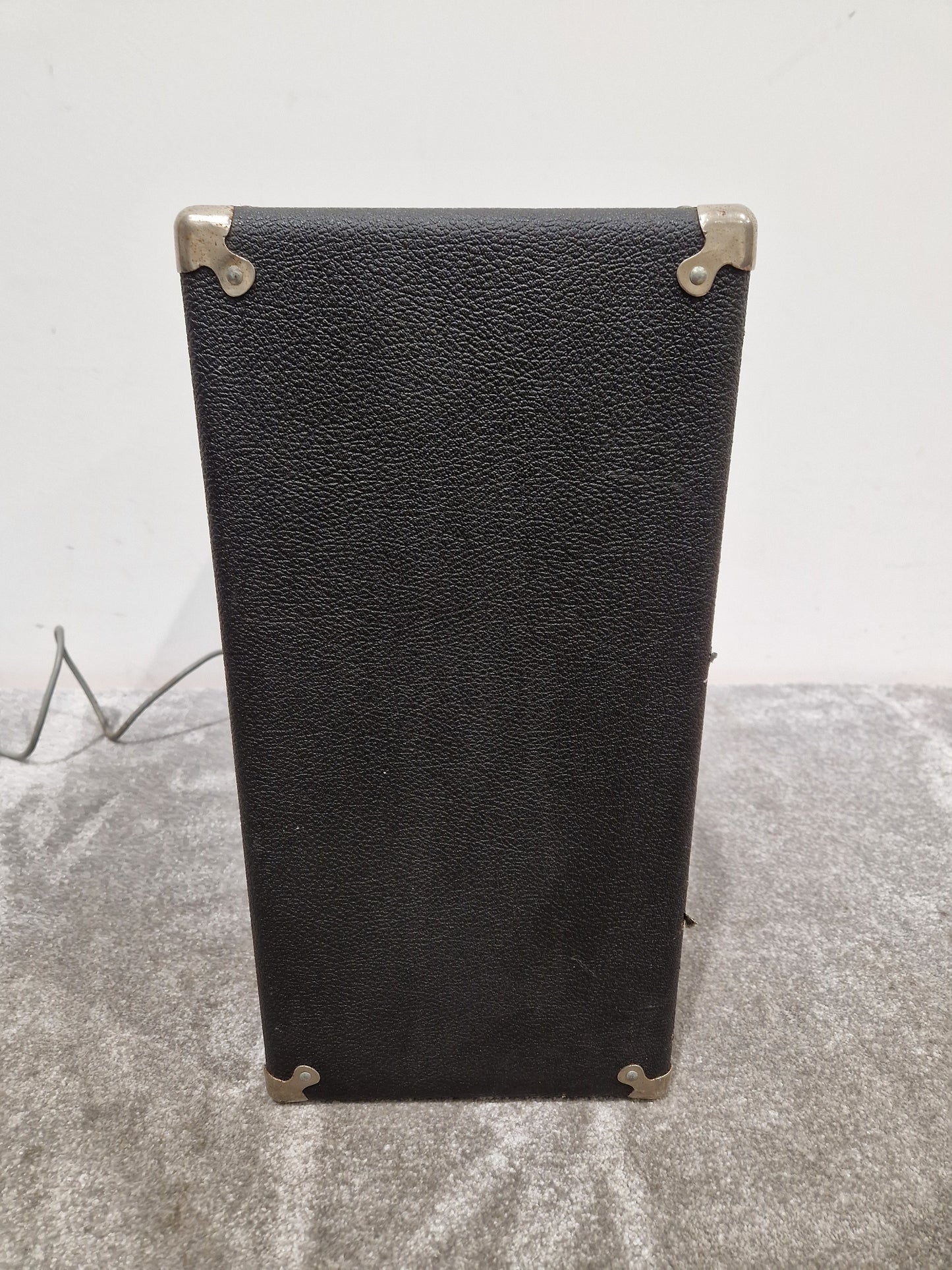 Rickenbacker TR25 - 25W Solid-State Combo Amp - Good w/ Power Supply