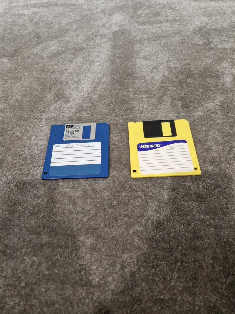 14 HD Floppy Discs Multicoloured - Vintage Data Storage - Excellent - image 3