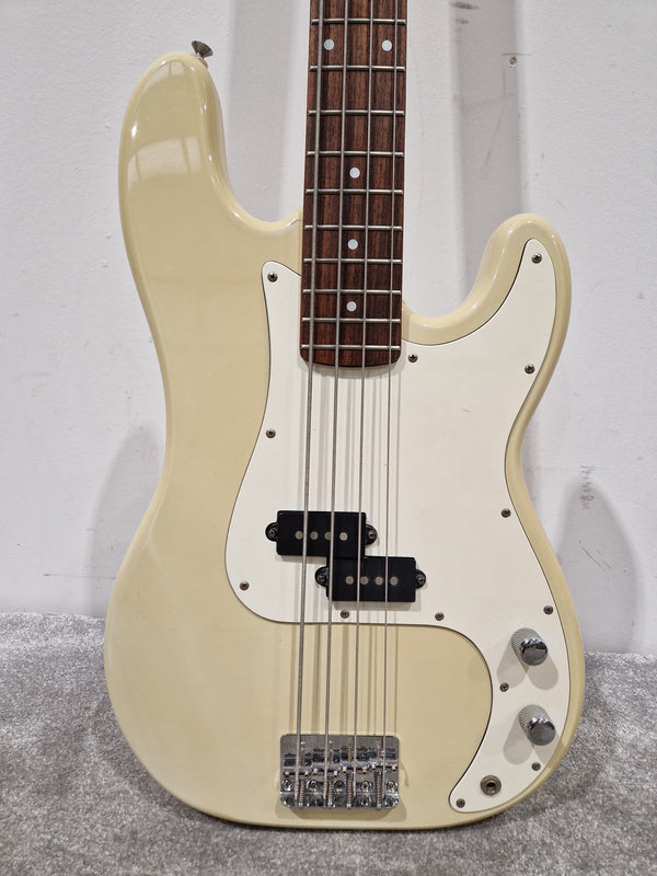 Squier Precision Bass by Fender. Serial S1064338. Made in Korea - Excellent w/ Full Setup