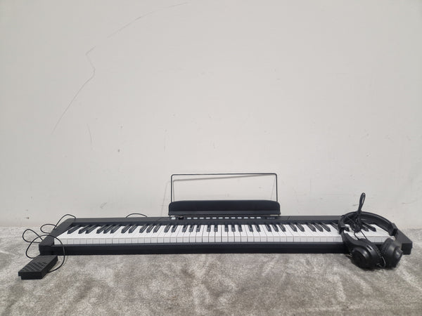 Starfavor 88 Key Keyboard Piano - Digital Performance Instrument - Excellent w/ Original Box & Power Supply