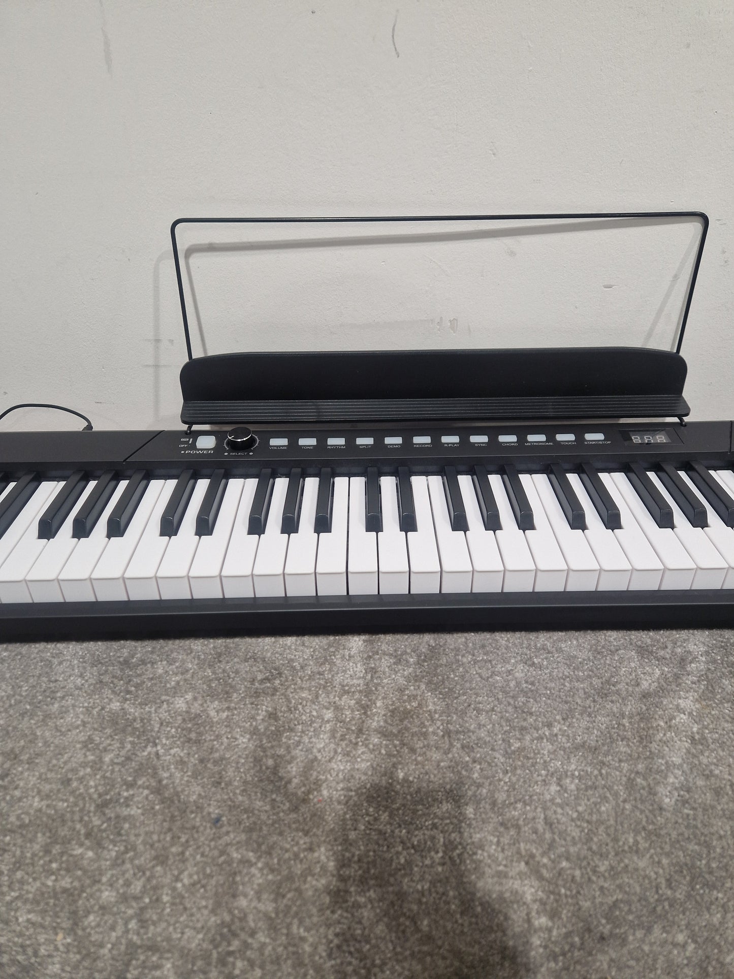 Starfavor 88 Key Keyboard Piano - Digital Performance Instrument - Excellent w/ Original Box & Power Supply