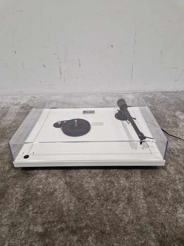 Project T1 Phono SB - Turntable with Preamp - Spares or Repair