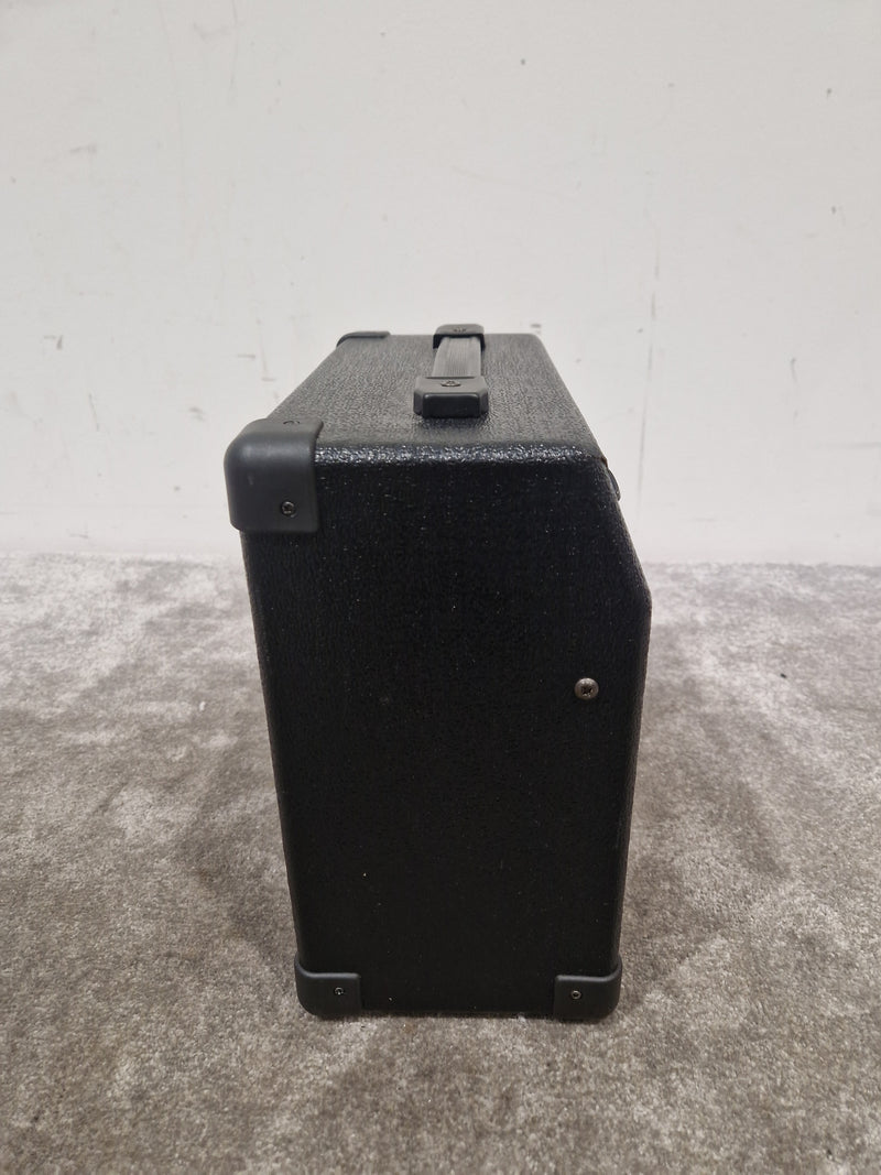 Chord CG-10BT - Bluetooth Guitar Amplifier - Excellent w/ Power Supply - image 4