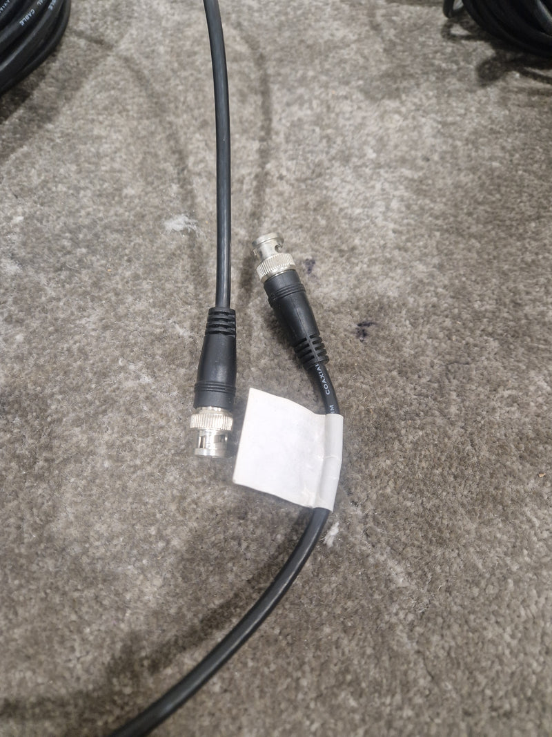 Pair OF Coaxial Cables on Loom - High-Fidelity Signal Transfer - Excellent - image 8