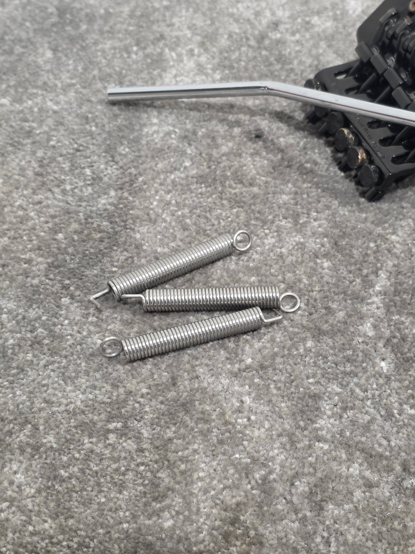 Ibanez SLT101 Tremolo Unit Floyd Rose Tremolo Unit - High Performance - Good