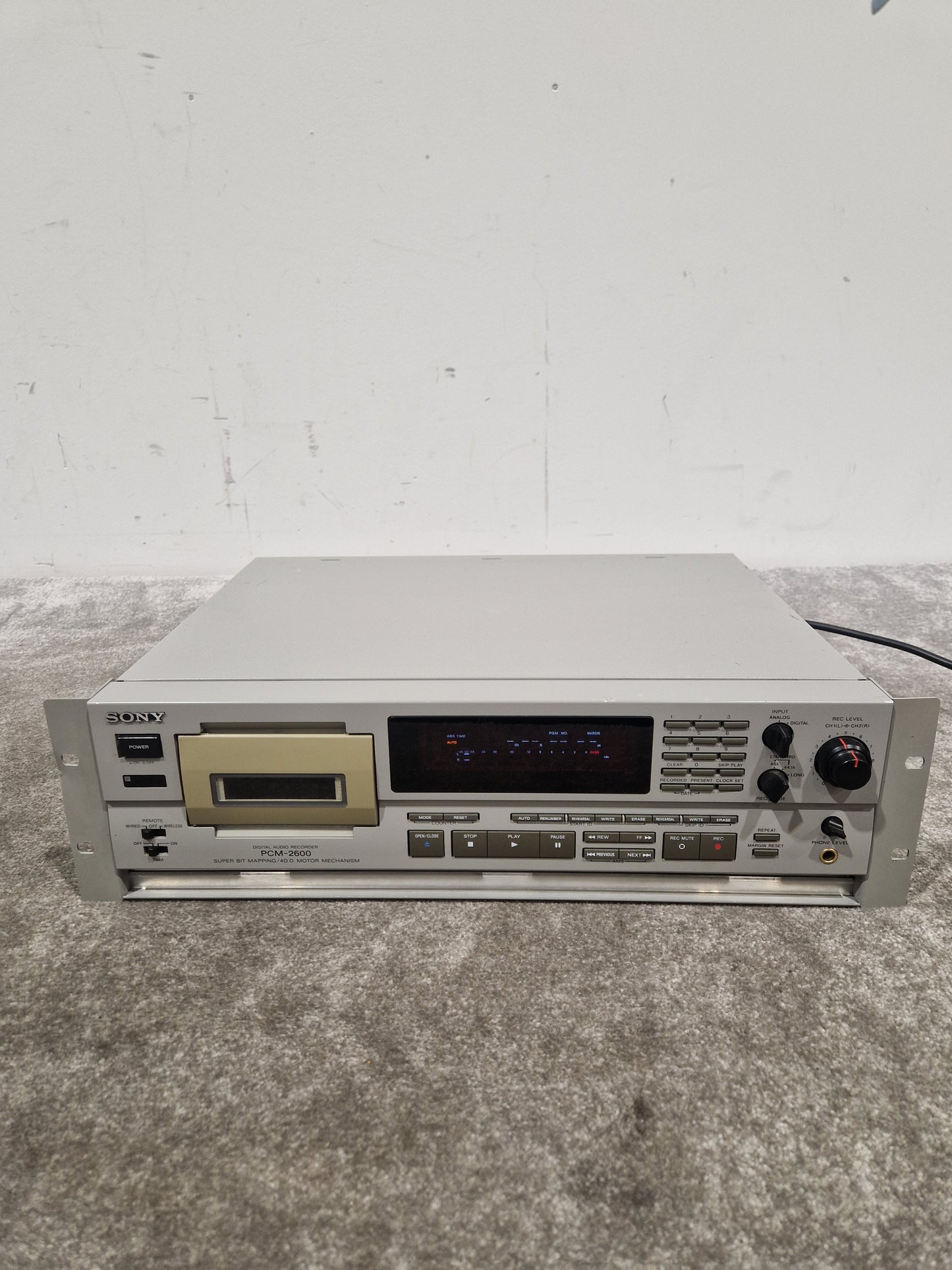 Sony PCM-2600 DAT Player - Sound Output Issue - Spares or Repair w/ Power Supply