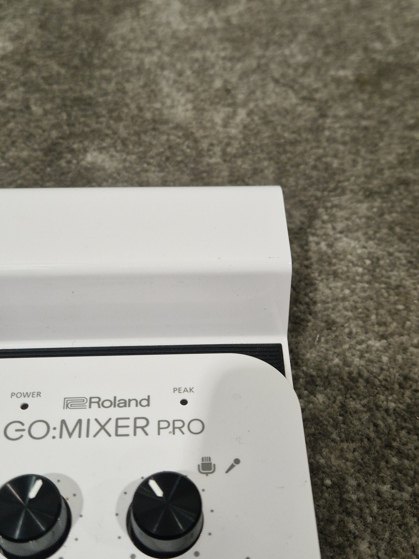 Roland GO Mixer Pro Audio Interface - Portable Mixing - Excellent