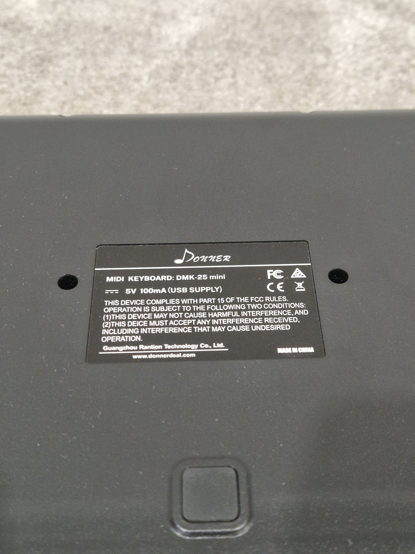 Donner SPACline DMK-25 Mini MIDI Controller - Compact Design - Excellent w/ Original Box