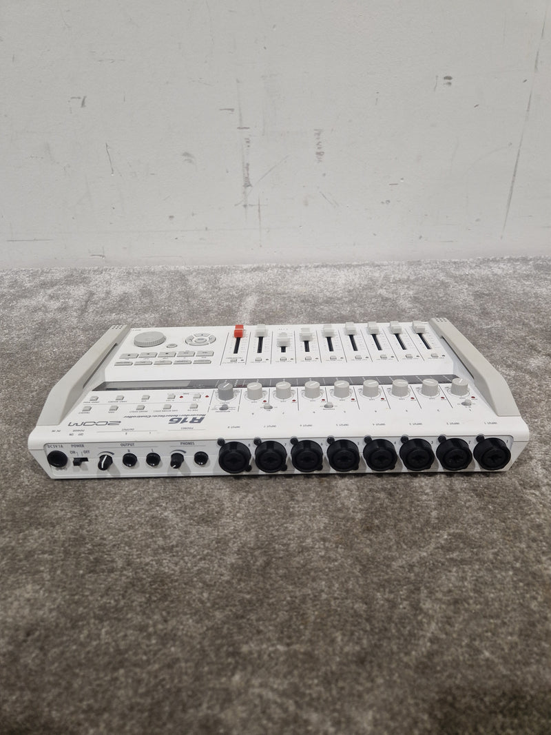 Zoom R16 Audio Interface - Portable Multitrack Recorder - Very Good w/ Power Supply - image 6