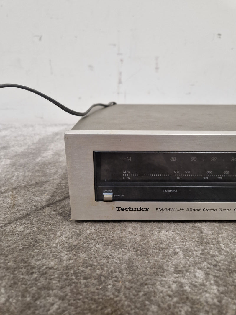 Technics ST-8011L Tuner - Analog Precision - Very Good w/ Original Box & Power Cable - image 17