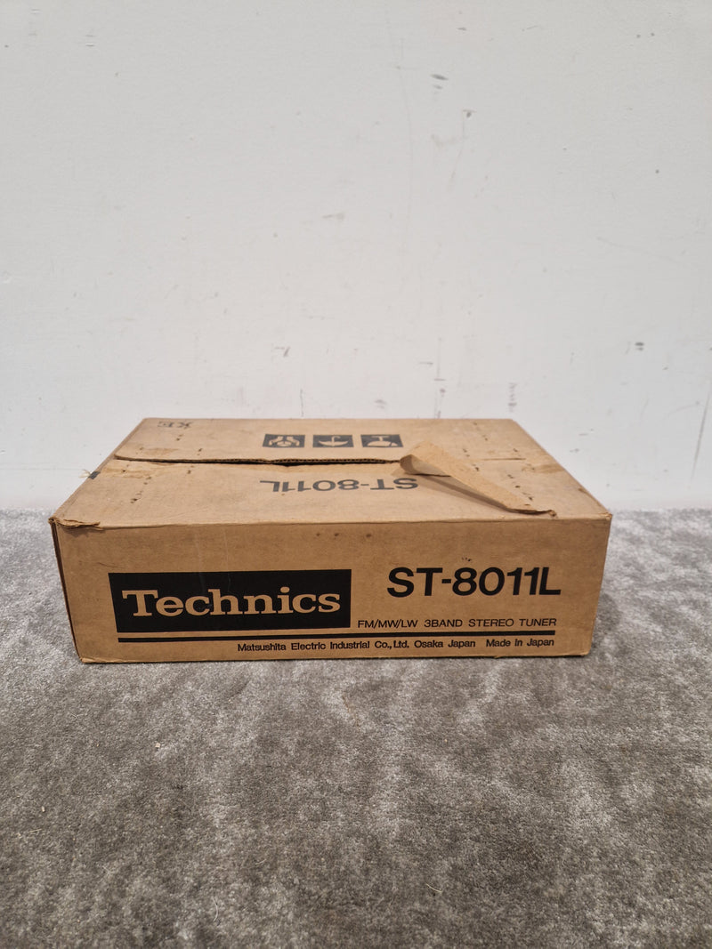 Technics ST-8011L Tuner - Analog Precision - Very Good w/ Original Box & Power Cable - image 16