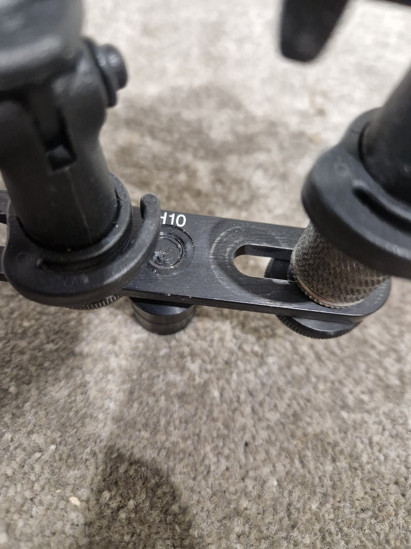 AKG H10 Shock Mount Black Microphone - Vibration Isolation - Excellent - image 5