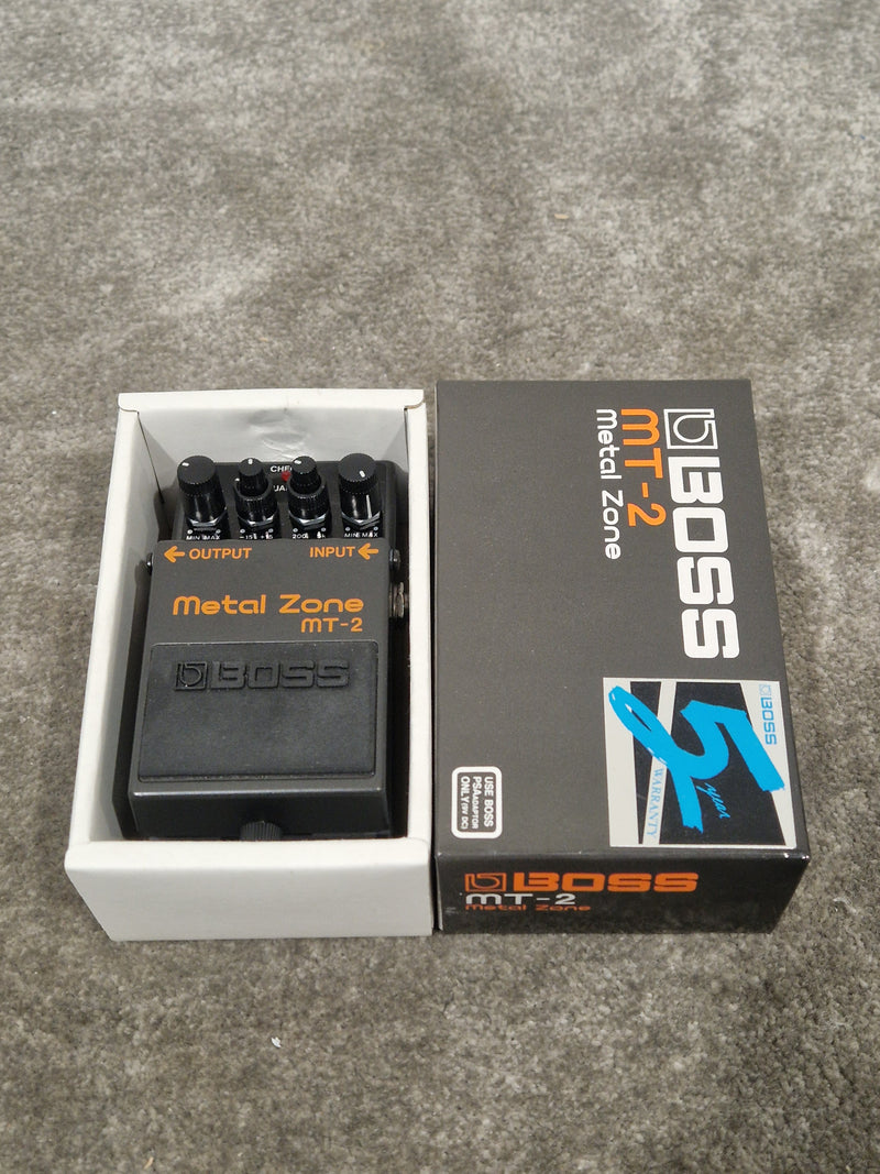 Boss MT-2 - Metal Zone Distorion Effects Pedal - Excellent w/ Original Box - image 5