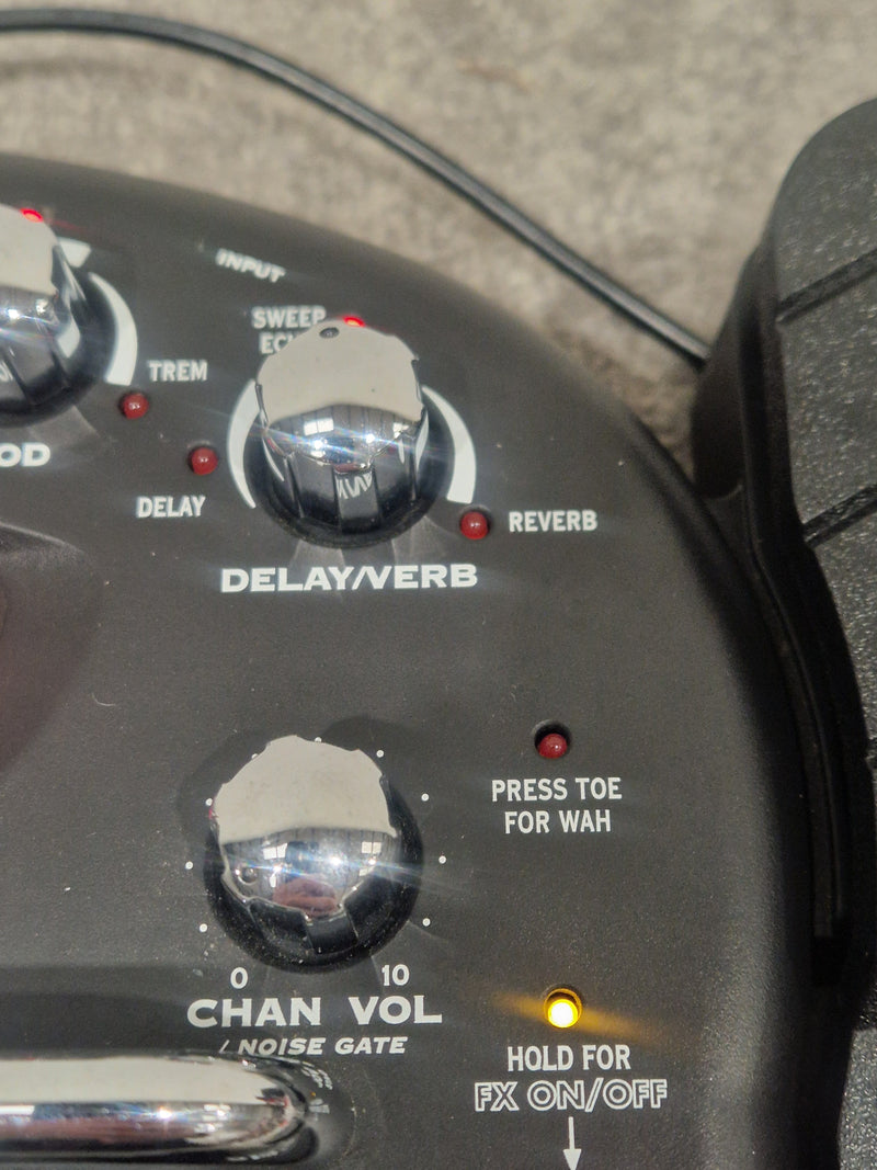 Line 6 Floor POD - Guitar Multi-Effects Processor - Black - Excellent w/ Power Supply - image 2