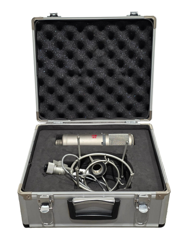 SE Electronics SE2200A - Condenser Microphone - Good w/ Hard Case & Original Box