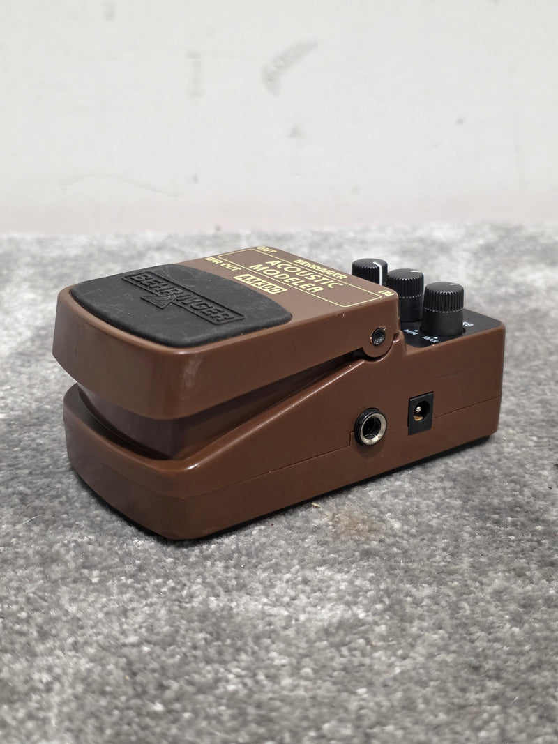 Behringer AM300 - Acoustic Modeler Effects Pedal - Brown - Good - image 2
