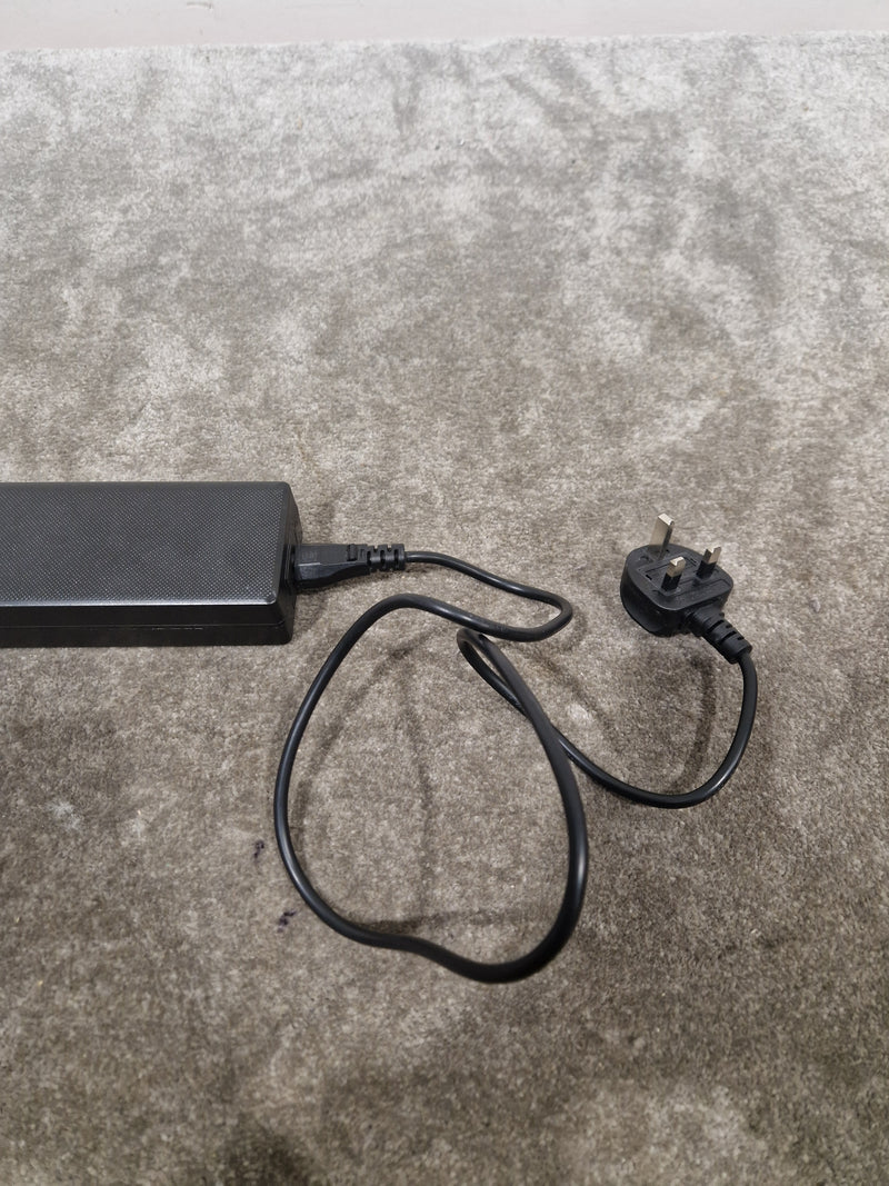 Flypower Switching Adapter PS120C200Y6000M - Excellent - image 8