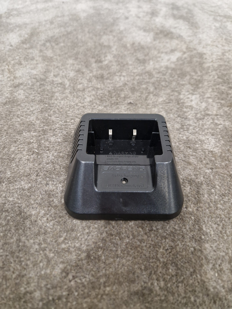 Baofeng UV-5R Black Receiver - Like New w/ Original Box & charging port, Antennae - image 14