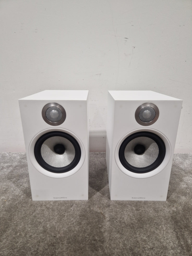 Bowers & Wilkins 606 - Bookshelf Speakers - Pair - White - Excellent - image 5