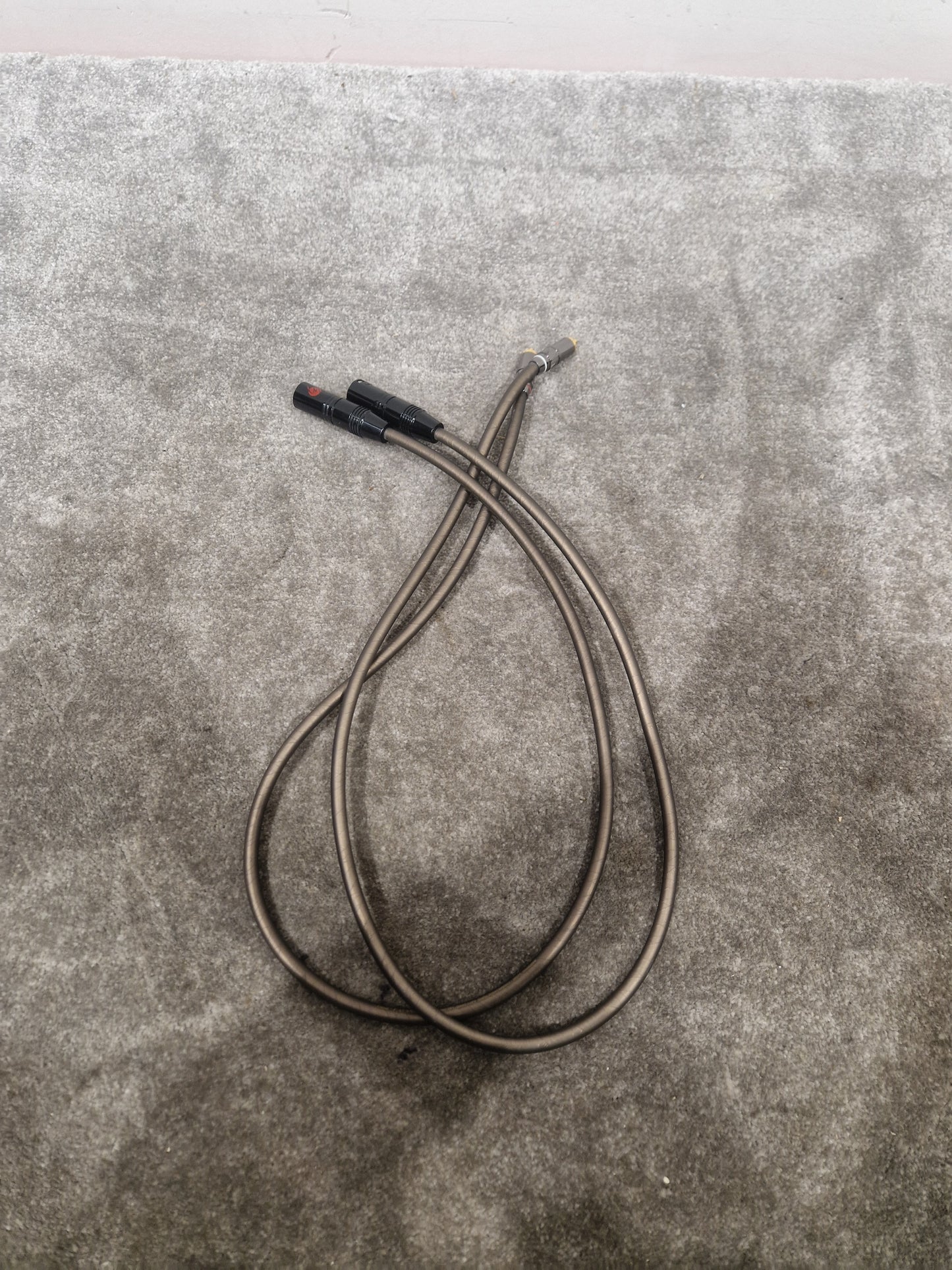 2x High Qaulity XLR To RCA Cables – Cables - Excellent