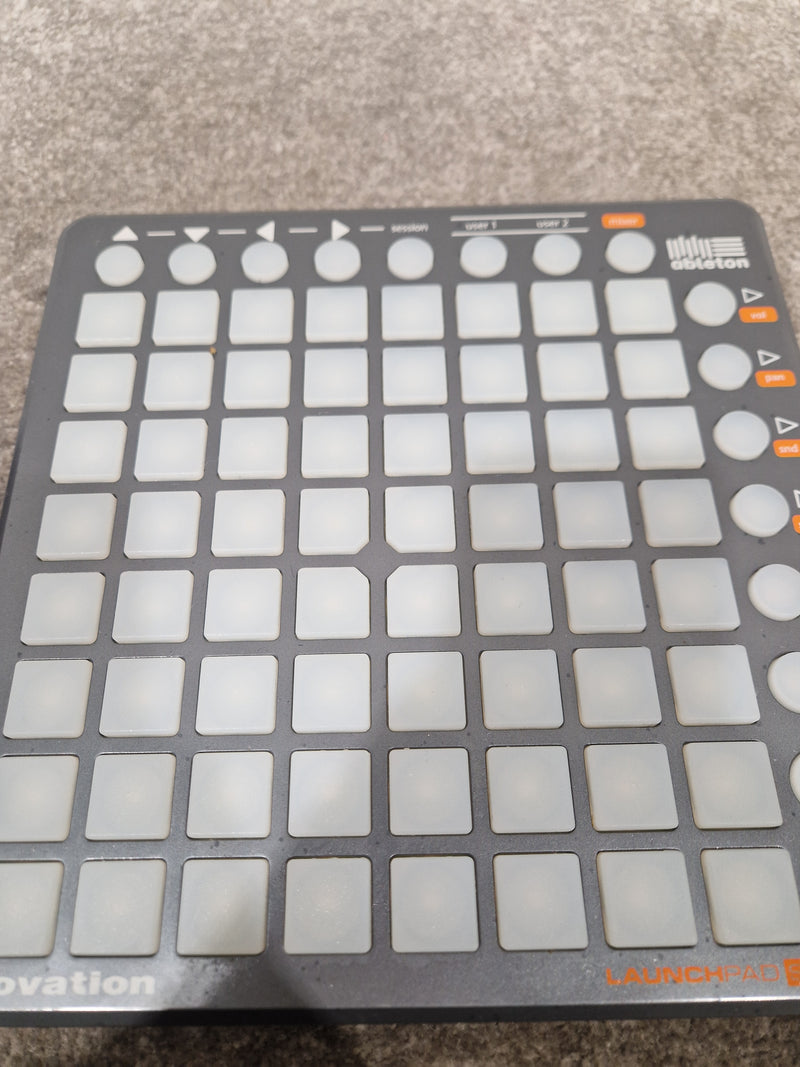 Ableton Novation - Launchpad - With Cable - Excellent - image 3