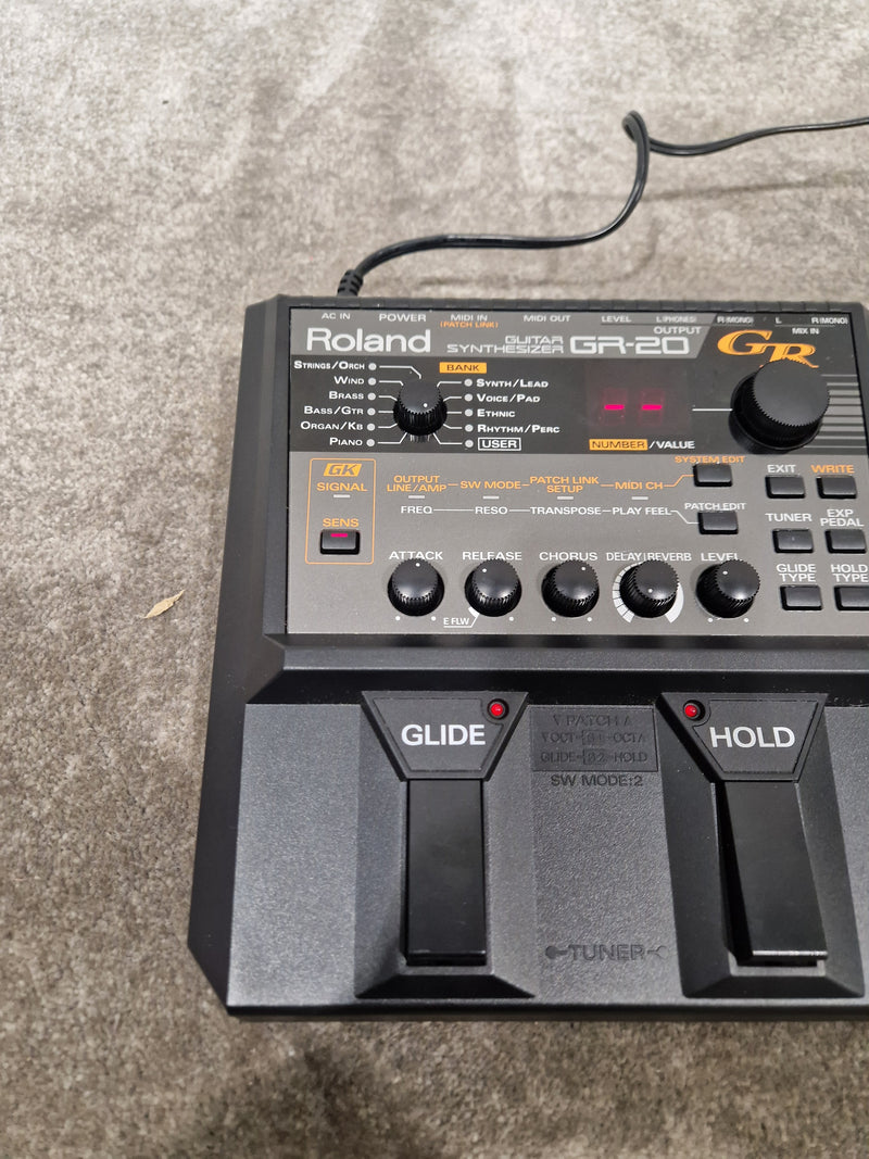 Roland GR-20 - Guitar Synthesizer - Complete System - Excellent w/ Cables & Power Supply - image 8