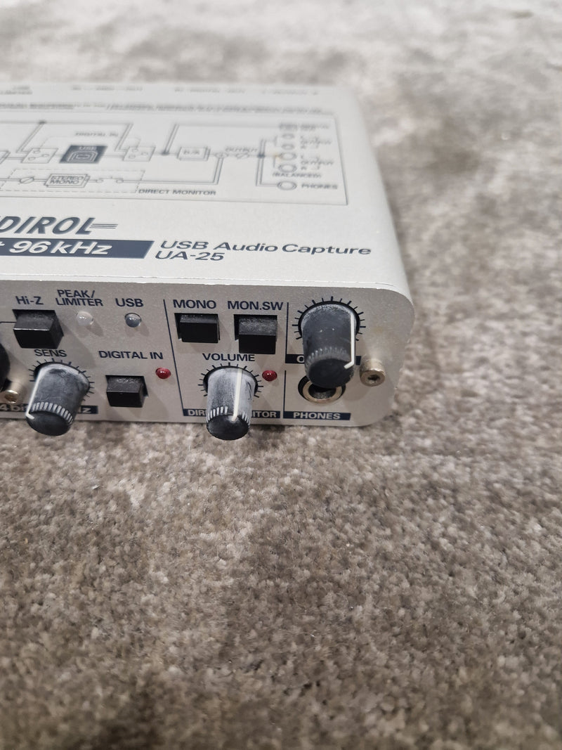 Edirol UA-25 - Audio Interface - SIlver - Excellent - image 2