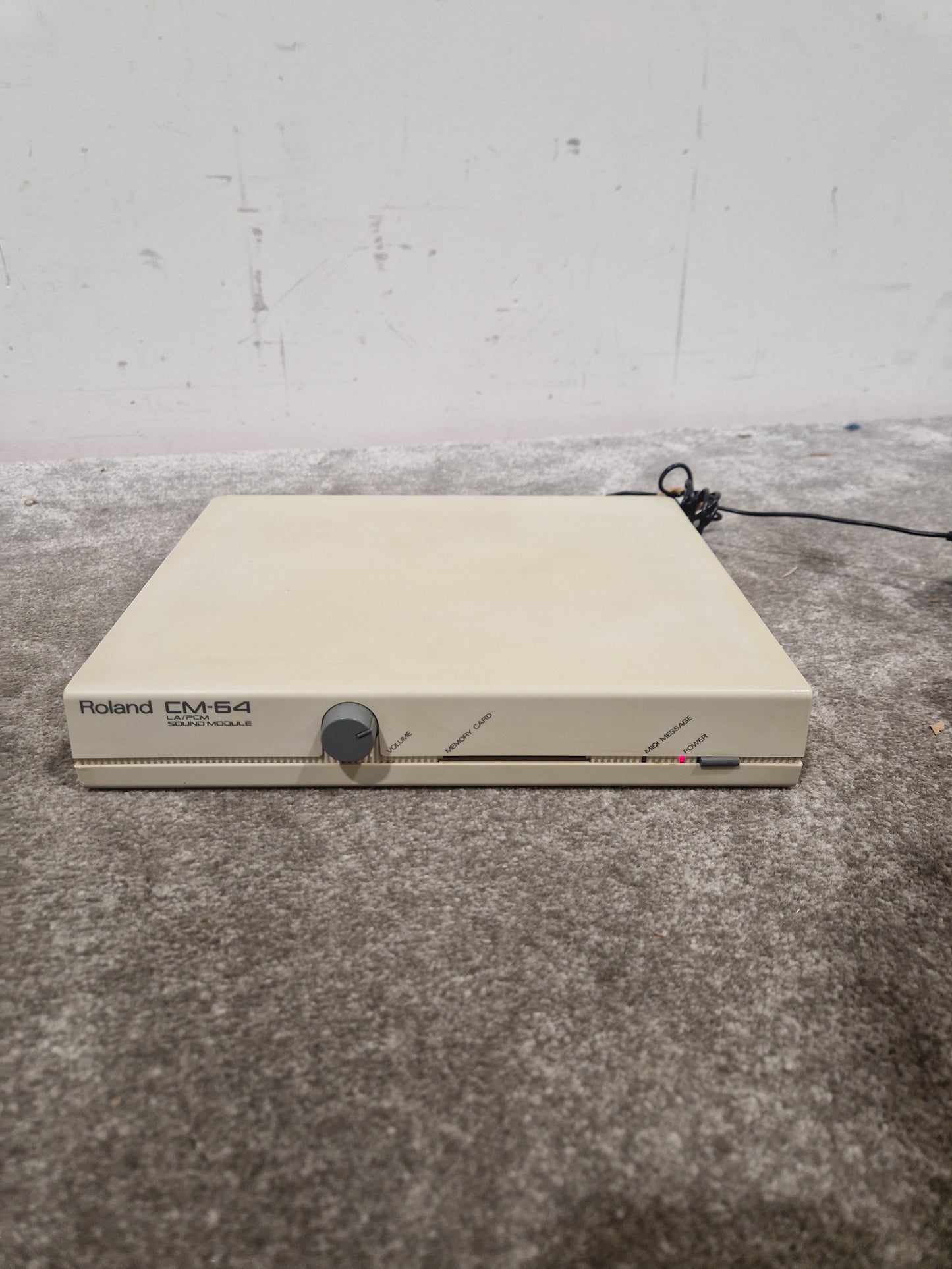 Roland CM-64 - Sound Module - Good w/ Manuals & Power Supply