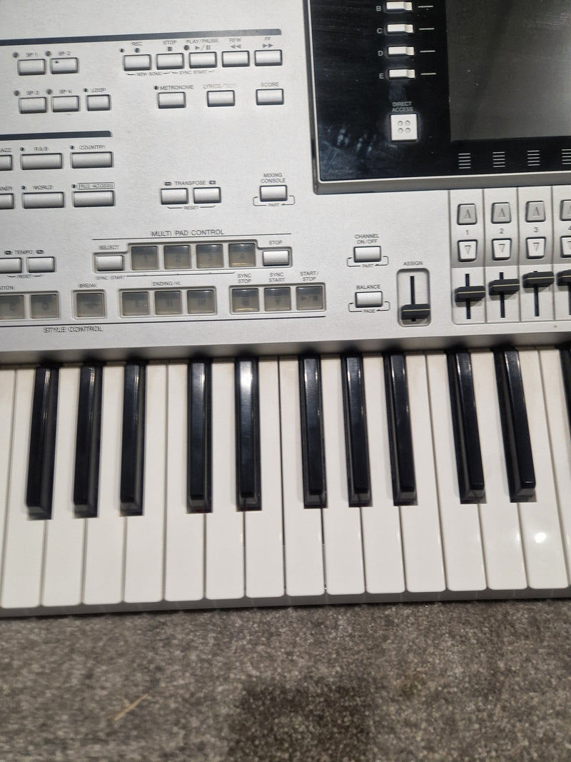 Yamaha Tyros 3 - Digital Workstation Keyboard - White/Silver - Excellent - image 12
