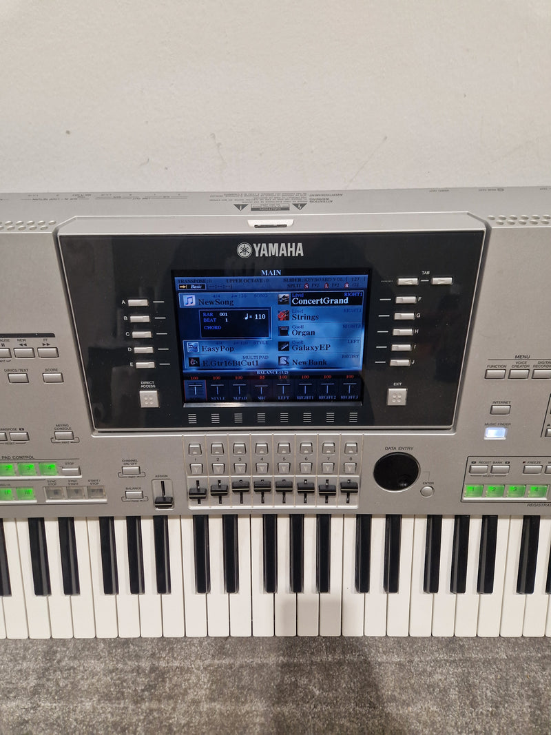 Yamaha Tyros 3 - Digital Workstation Keyboard - White/Silver - Excellent - image 16