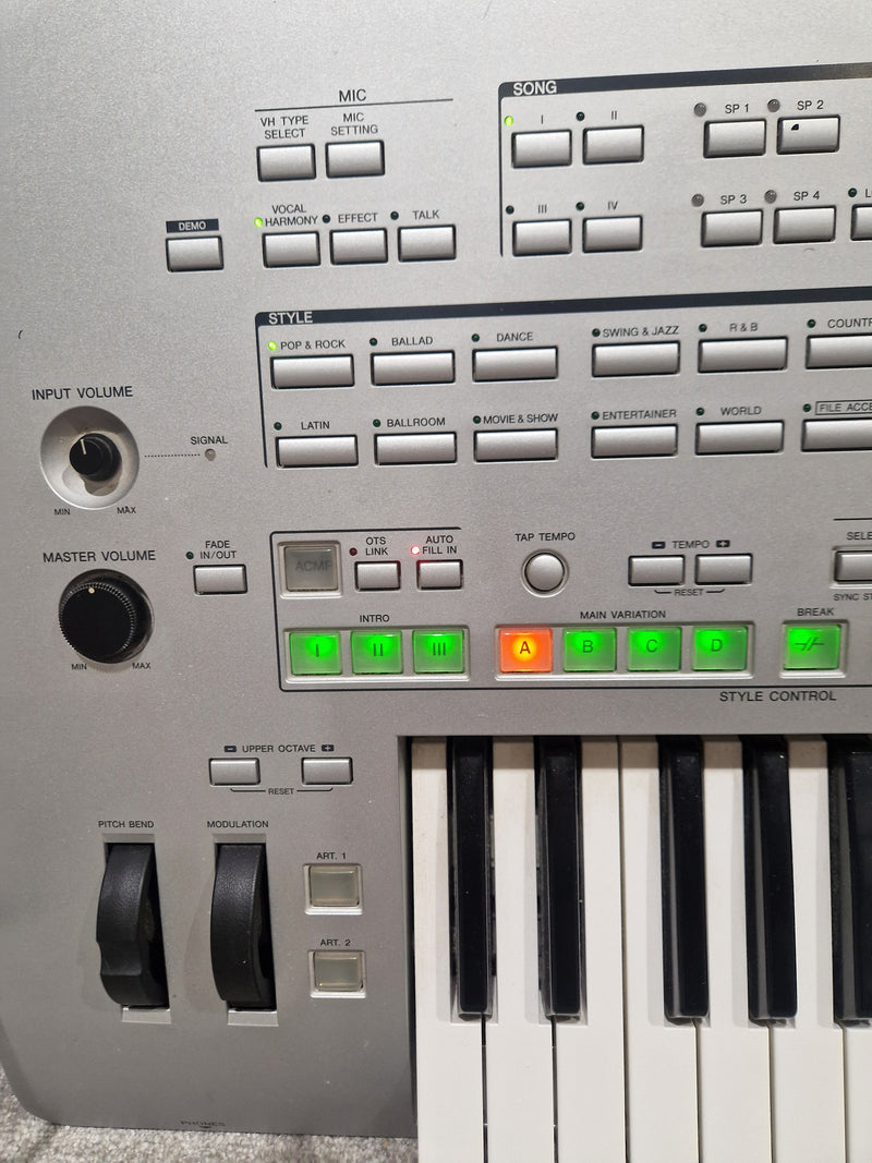 Yamaha Tyros 3 - Digital Workstation Keyboard - White/Silver - Excellent - image 6
