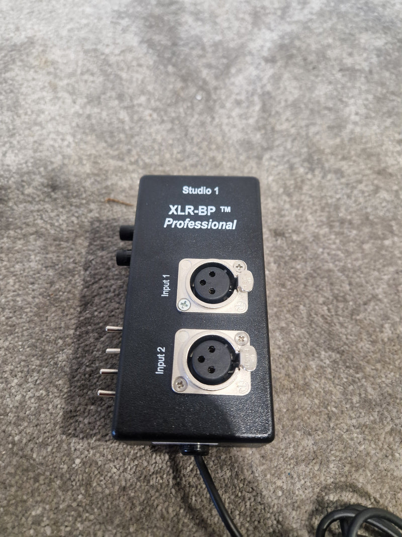 Studio 1 XLR-BP Professional - Audio Breakout Box - Black - Excellent - image 6